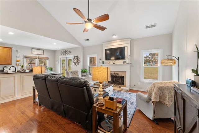 3211 Stillwater Drive, Villa Rica, GA 30180