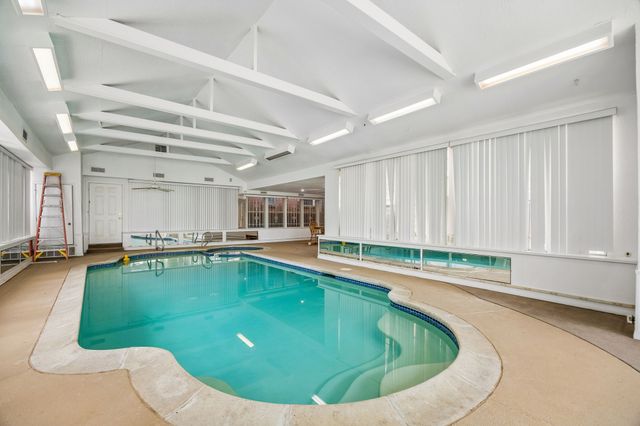 2122 S Vernon Avenue, Dallas, TX 75224