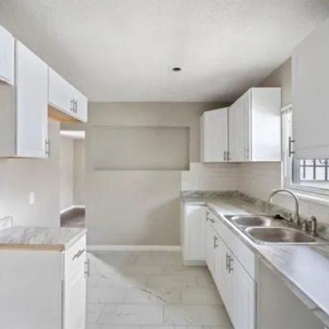 3408 Mersington Avenue, Kansas City, MO 64128