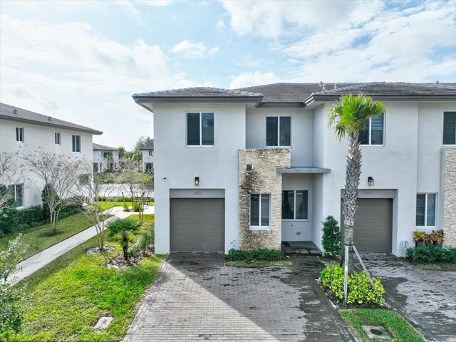 1451 Pioneer Way, Royal Palm Beach, FL 33411