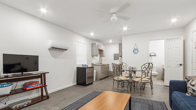 8421 Elizabeth Avenue, Panama City Beach, FL 32408