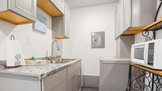 8421 Elizabeth Avenue, Panama City Beach, FL 32408