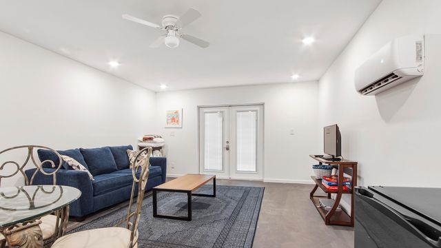 8421 Elizabeth Avenue, Panama City Beach, FL 32408