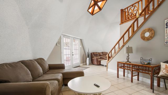 8421 Elizabeth Avenue, Panama City Beach, FL 32408