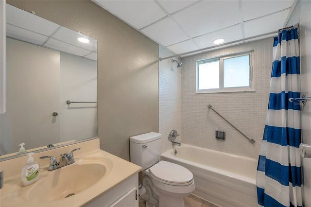 1801 BEDFORD TERRACE 221, Sun City Center, FL 33573