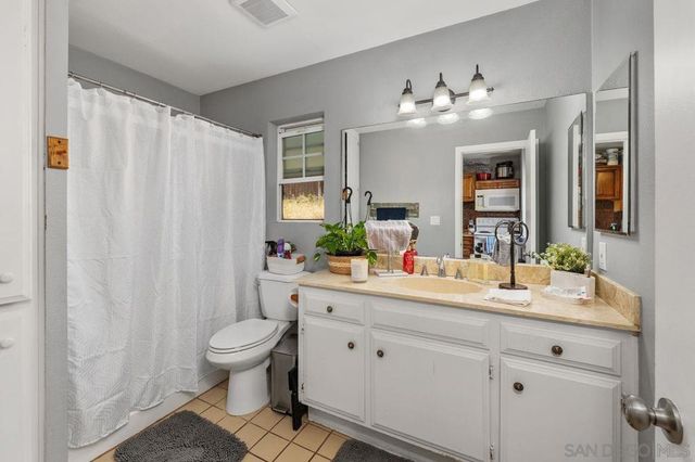 4525 Avocado Blvd, La Mesa, CA 91941