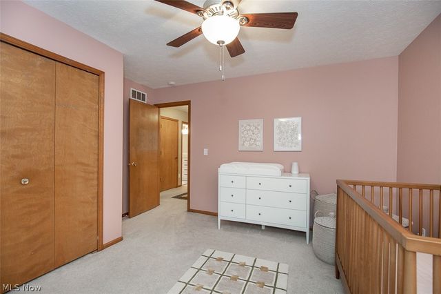 578 Red Oak Lane, Bay Village, OH 44140