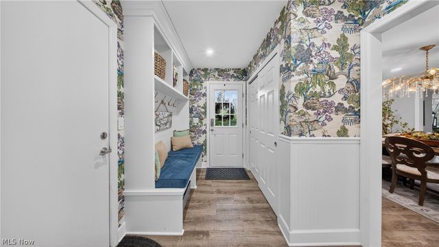 25 Hopewell Trail, Chagrin Falls, OH 44022