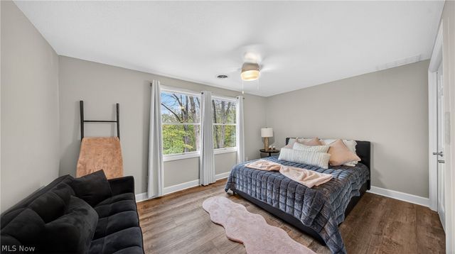 25 Hopewell Trail, Chagrin Falls, OH 44022