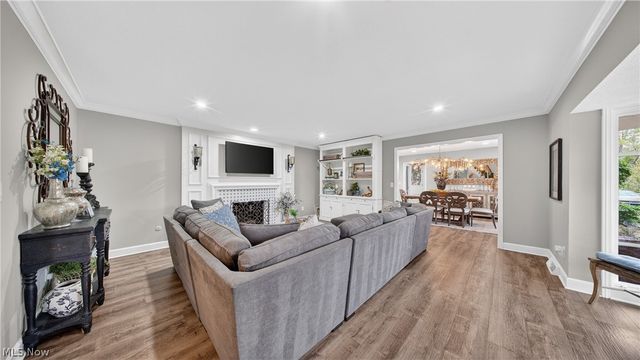 25 Hopewell Trail, Chagrin Falls, OH 44022