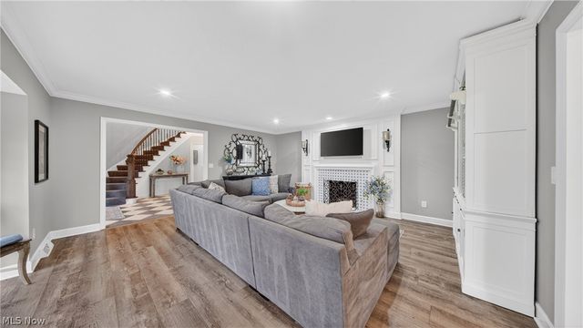 25 Hopewell Trail, Chagrin Falls, OH 44022