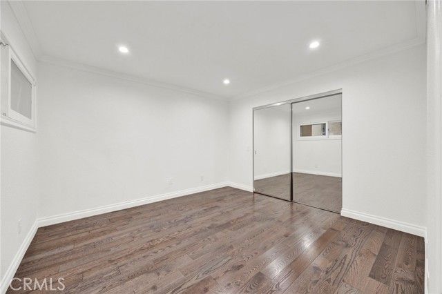 69 Penhill Court, Glendale, CA 91206