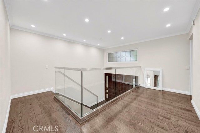 69 Penhill Court, Glendale, CA 91206