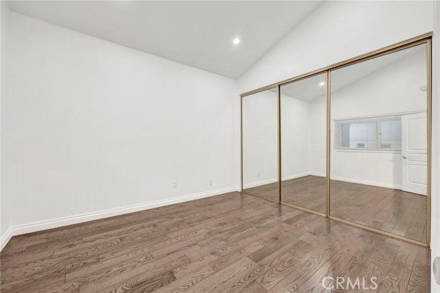 69 Penhill Court, Glendale, CA 91206