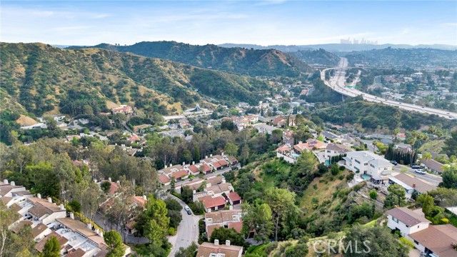 69 Penhill Court, Glendale, CA 91206