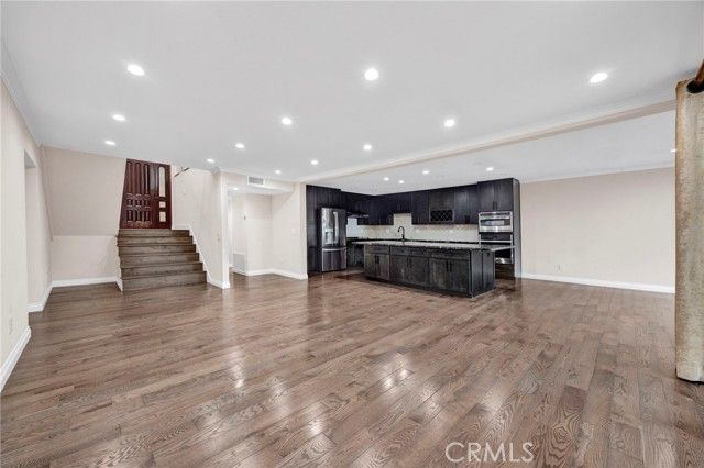 69 Penhill Court, Glendale, CA 91206