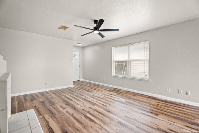 6431 Flatstone Pass, Converse, TX 78109
