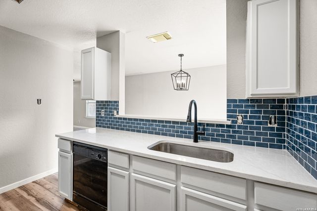 6431 Flatstone Pass, Converse, TX 78109