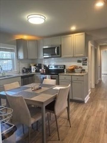 29 Birchcroft Road, Canton, MA 02021