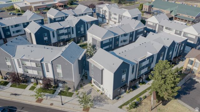 84 E HAMBLIN LN, Clearfield, UT 84015