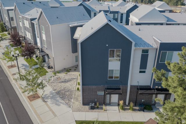 84 E HAMBLIN LN, Clearfield, UT 84015