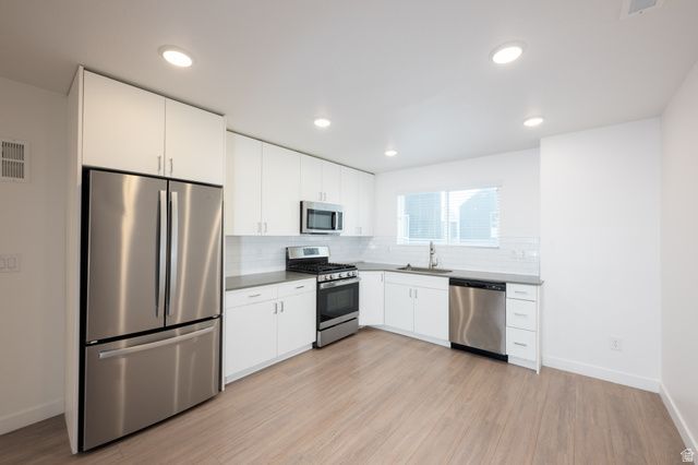 84 E HAMBLIN LN, Clearfield, UT 84015