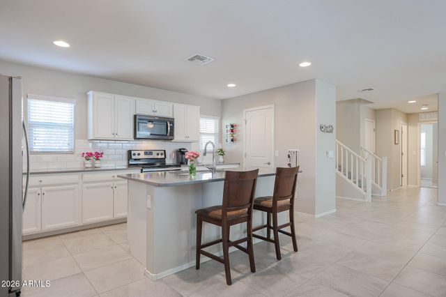 16631 W CULVER Street, Goodyear, AZ 85338