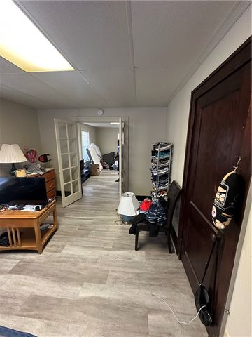 500 Woodward Ave, Stowe Twp, PA 15136