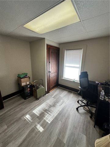 500 Woodward Ave, Stowe Twp, PA 15136