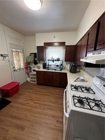 500 Woodward Ave, Stowe Twp, PA 15136