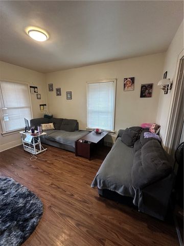 500 Woodward Ave, Stowe Twp, PA 15136