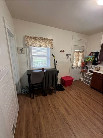 500 Woodward Ave, Stowe Twp, PA 15136