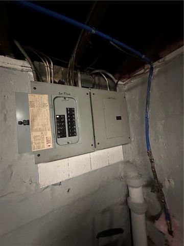 500 Woodward Ave, Stowe Twp, PA 15136