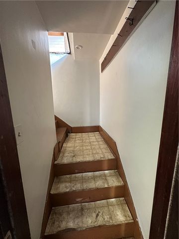 500 Woodward Ave, Stowe Twp, PA 15136