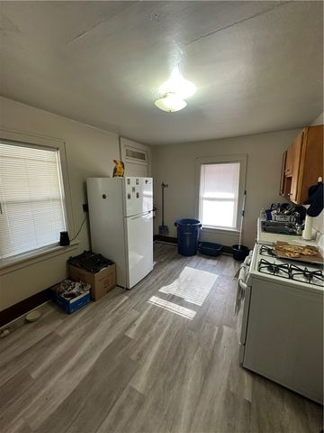 500 Woodward Ave, Stowe Twp, PA 15136