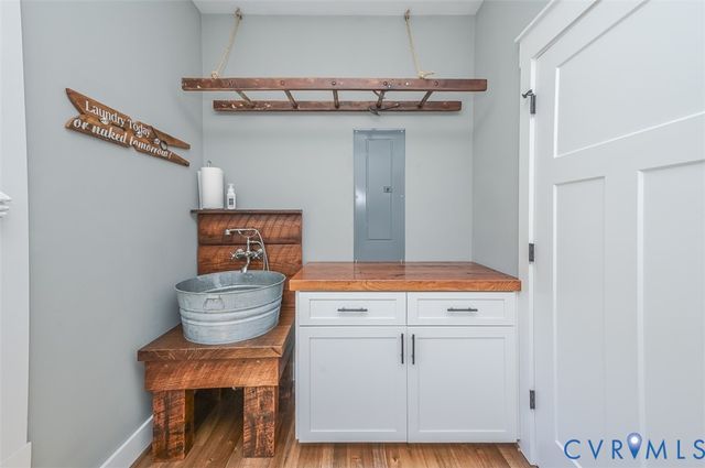8470 Elysium Dr, Lanexa, VA 23089