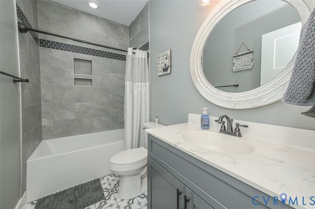 8470 Elysium Dr, Lanexa, VA 23089