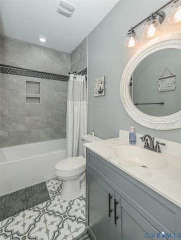 8470 Elysium Dr, Lanexa, VA 23089