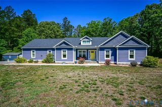 8470 Elysium Dr, Lanexa, VA 23089