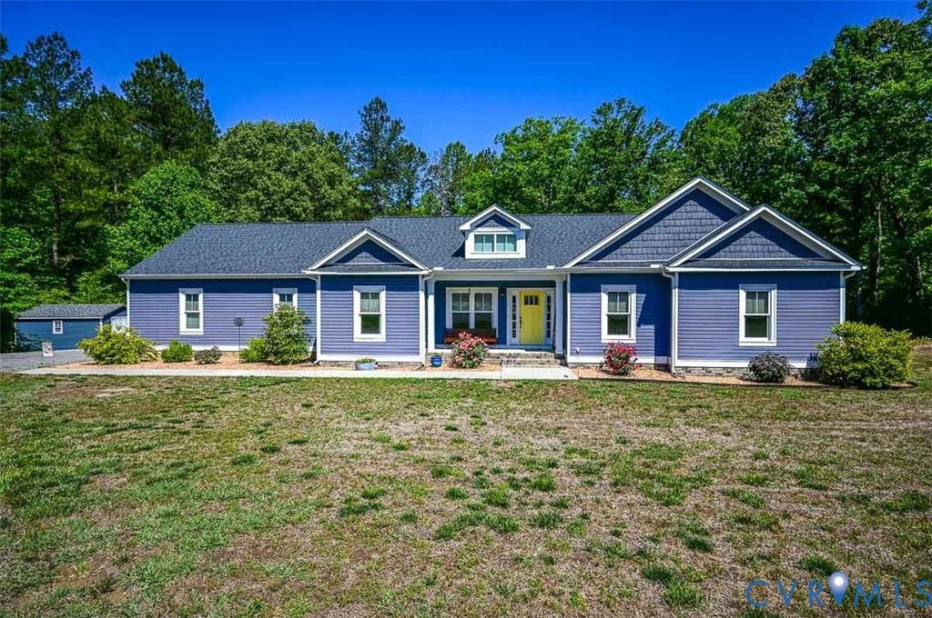 8470 Elysium Dr, Lanexa, VA 23089