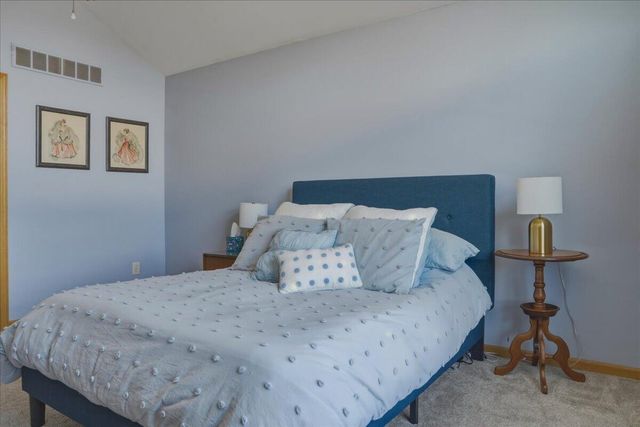 8125 Doe Glen COURT, Mount Pleasant, WI 53406