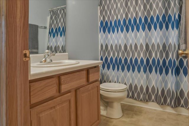 8125 Doe Glen COURT, Mount Pleasant, WI 53406