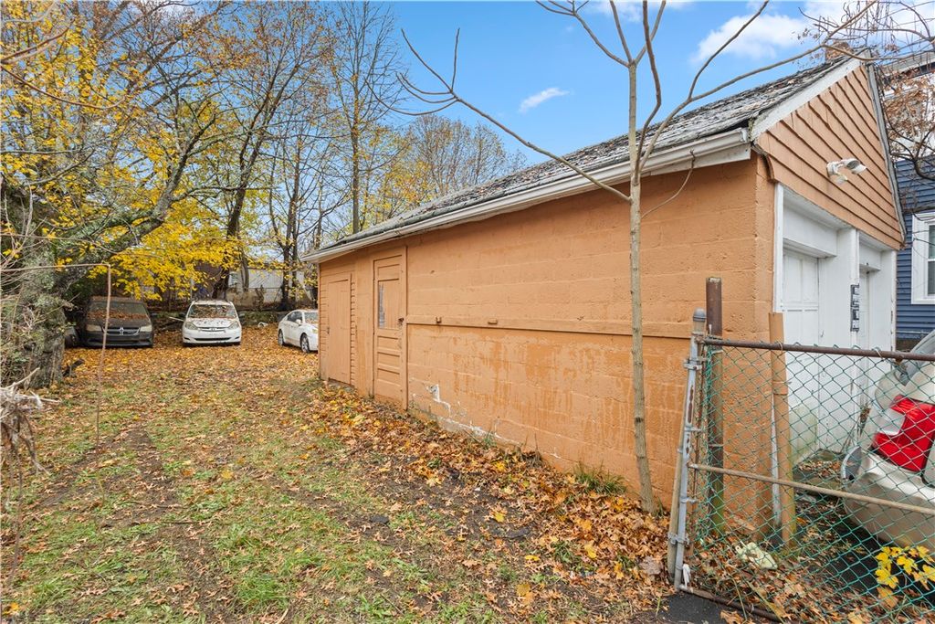 25 Mowry Street, Providence, RI 02908