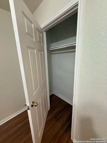 7522 Sutters Mine, Converse, TX 78109