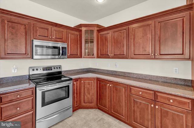 46 AUGUSTA LN, Fleetwood, PA 19522