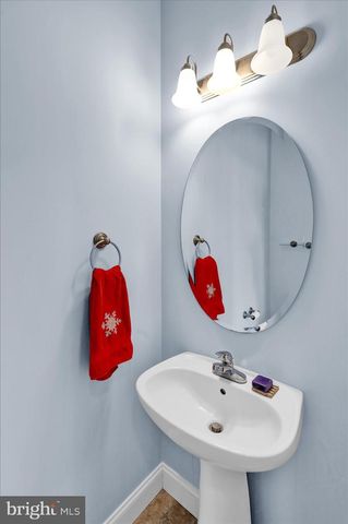 46 AUGUSTA LN, Fleetwood, PA 19522