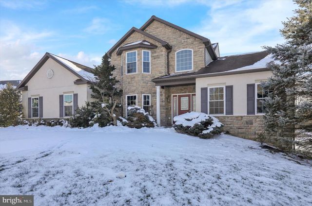 46 AUGUSTA LN, Fleetwood, PA 19522