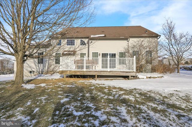 46 AUGUSTA LN, Fleetwood, PA 19522