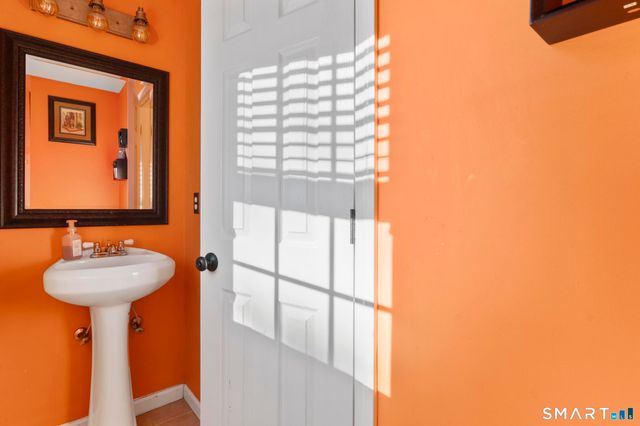 35 Rosemount Avenue, Waterbury, CT 06708