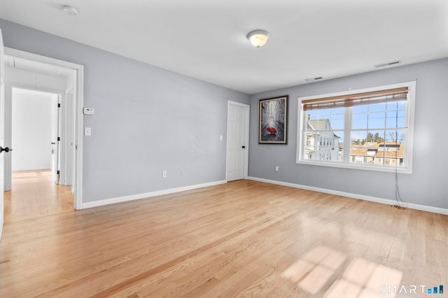 35 Rosemount Avenue, Waterbury, CT 06708